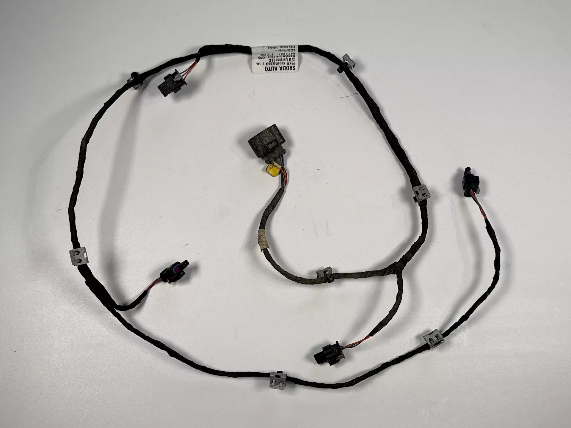 Svazek elektrické instalace parkovacích senzorů, 5E7 971 104
