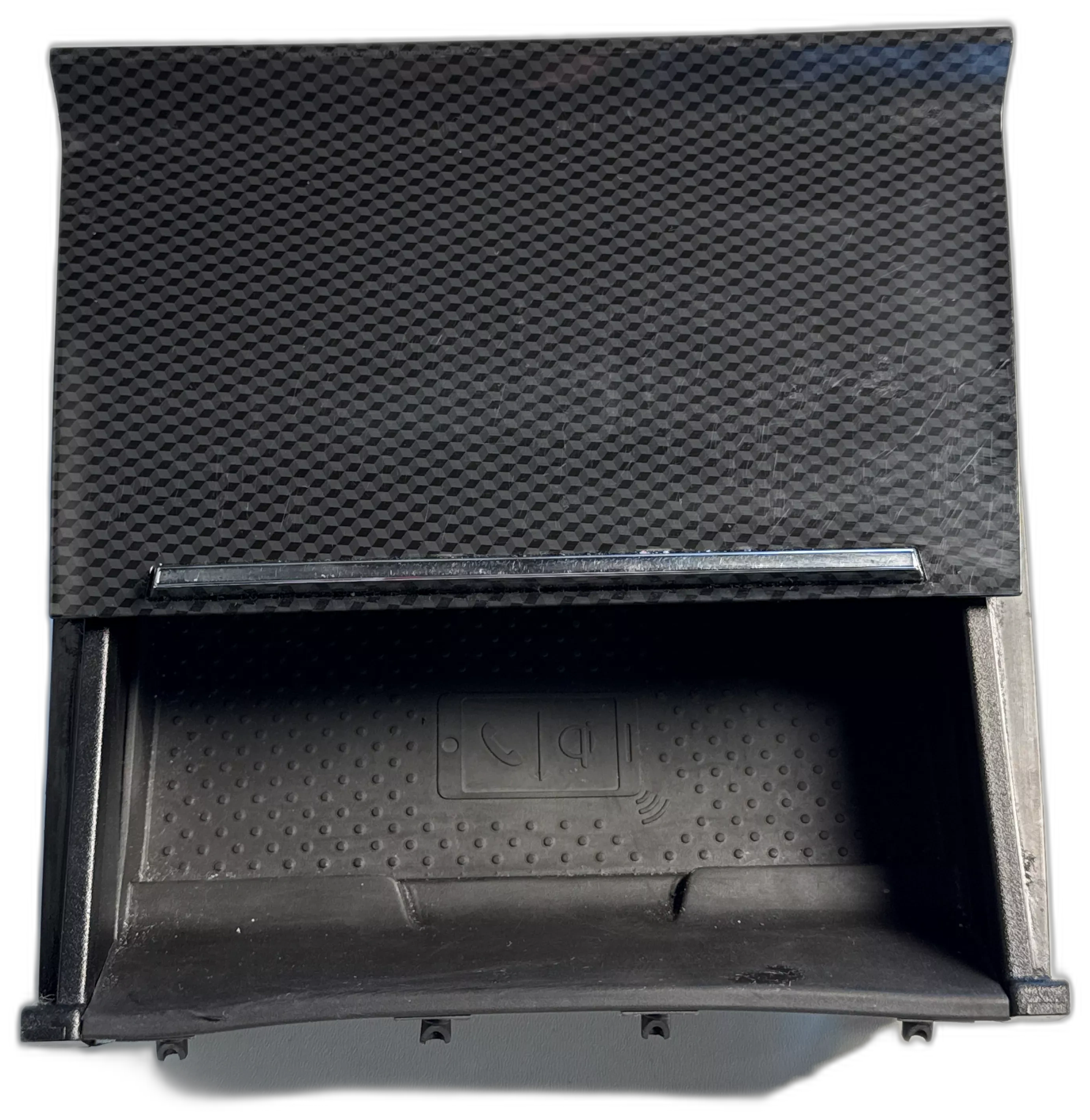 Odkládací schránka 5E1 863 071 M, SI7 černá carbon + nabíječka 3V0 035 502