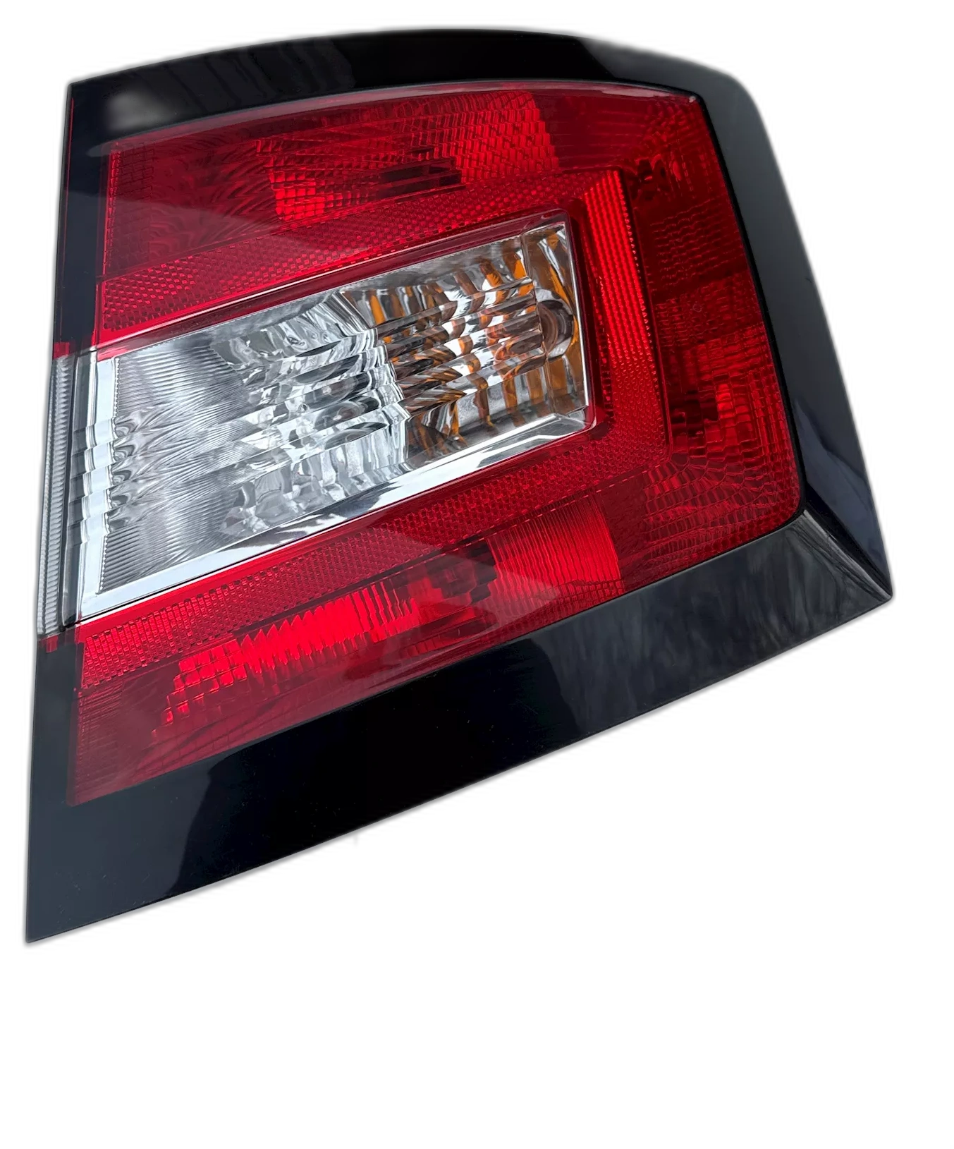 Zadní světlomet pravý, Škoda Fabia III hatchback, 6V6 945 096
