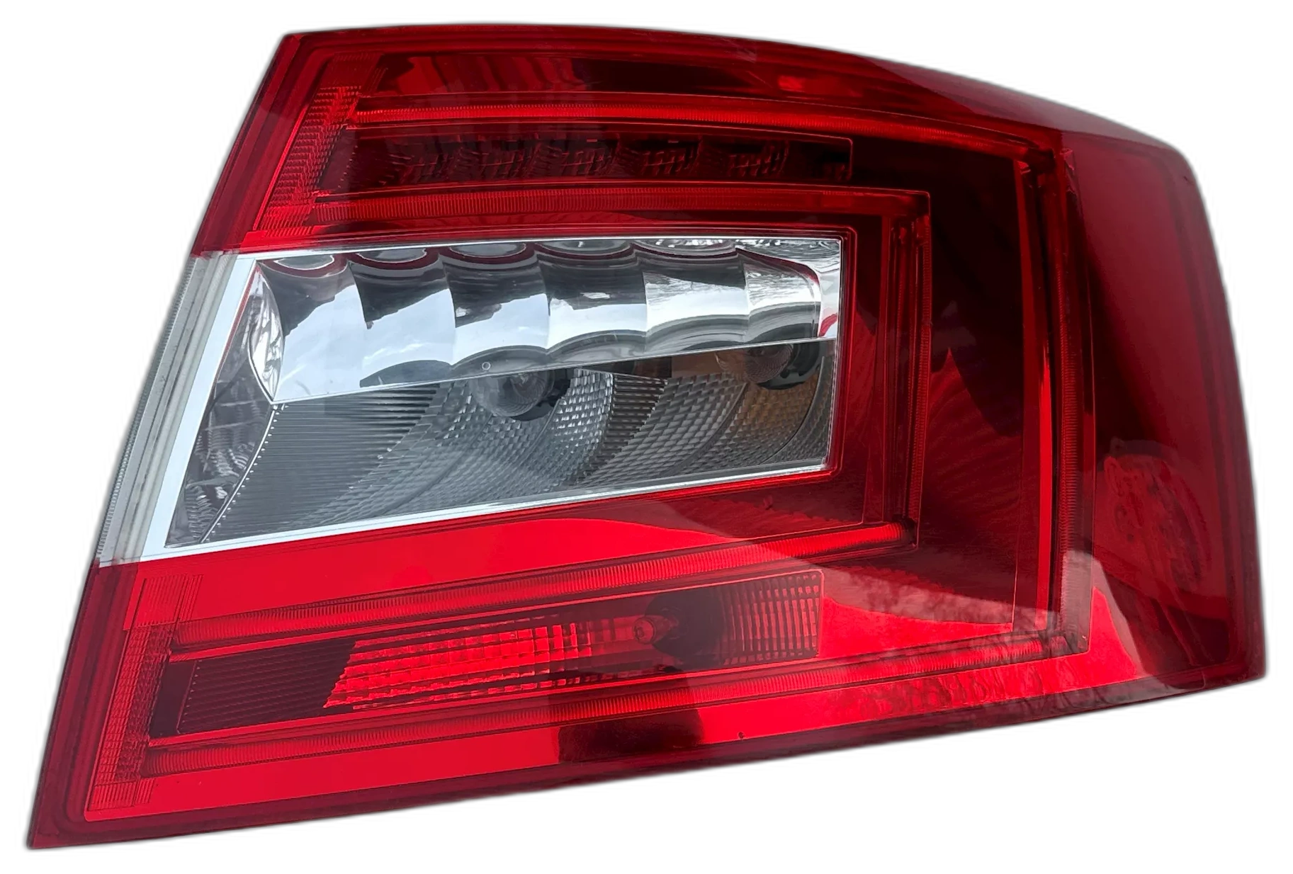 Zadní světlomet pravý, Škoda Octavia III liftback, 5E5 945 112 A