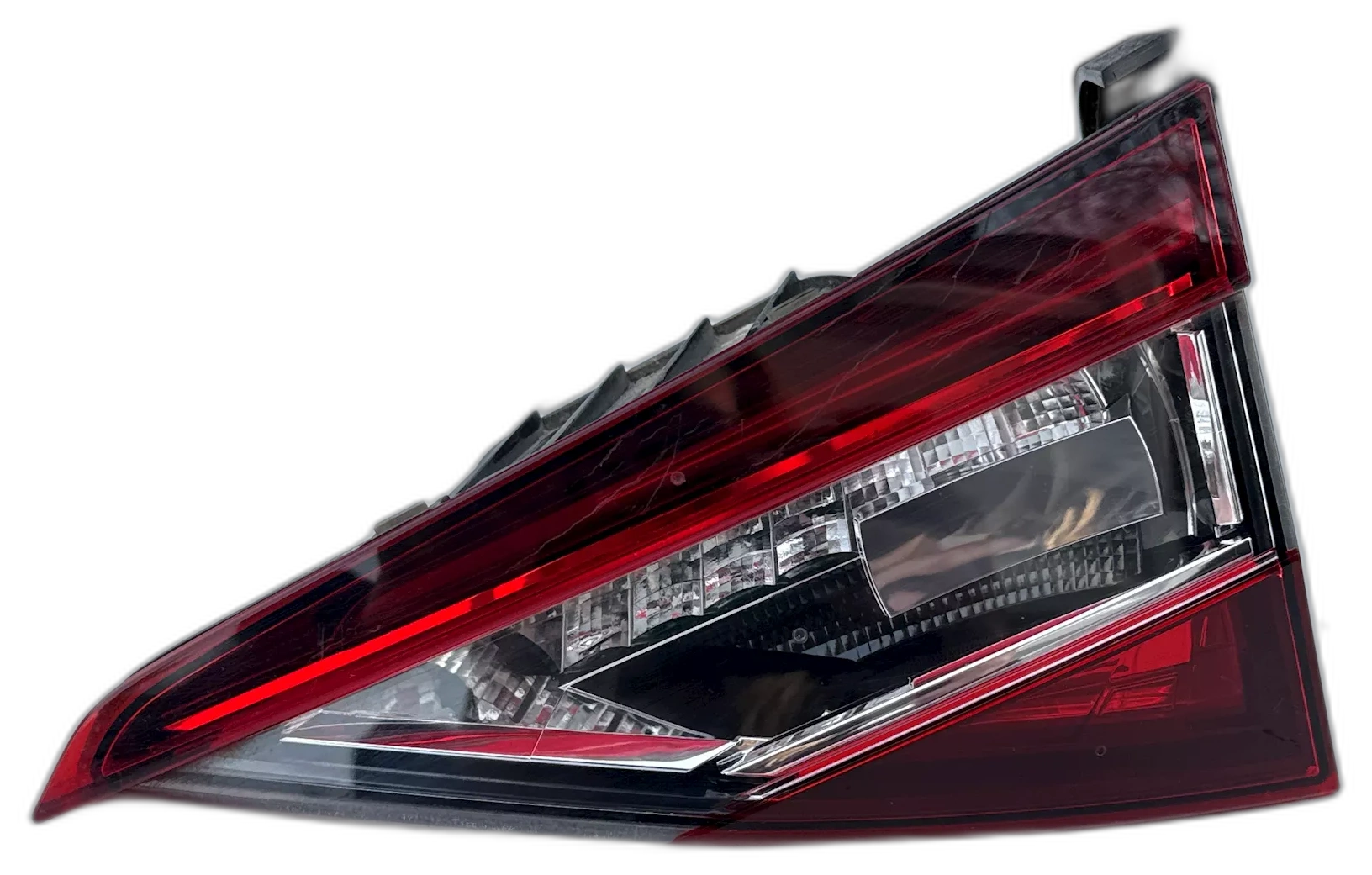 Zadní světlomet pravý vnitřní, Škoda Superb III, 3V9 945 308 F