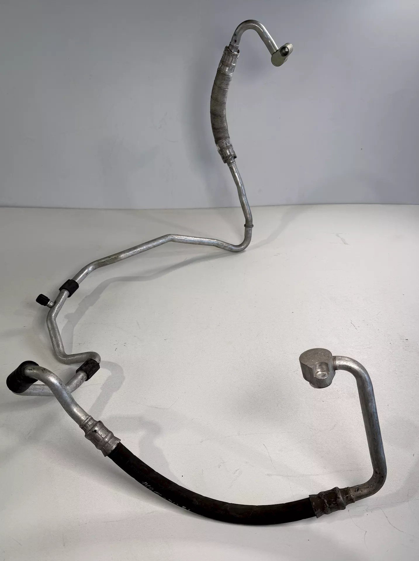 Trubka klimatizace, 1K0 820 743 FJ, 1.8 TSI
