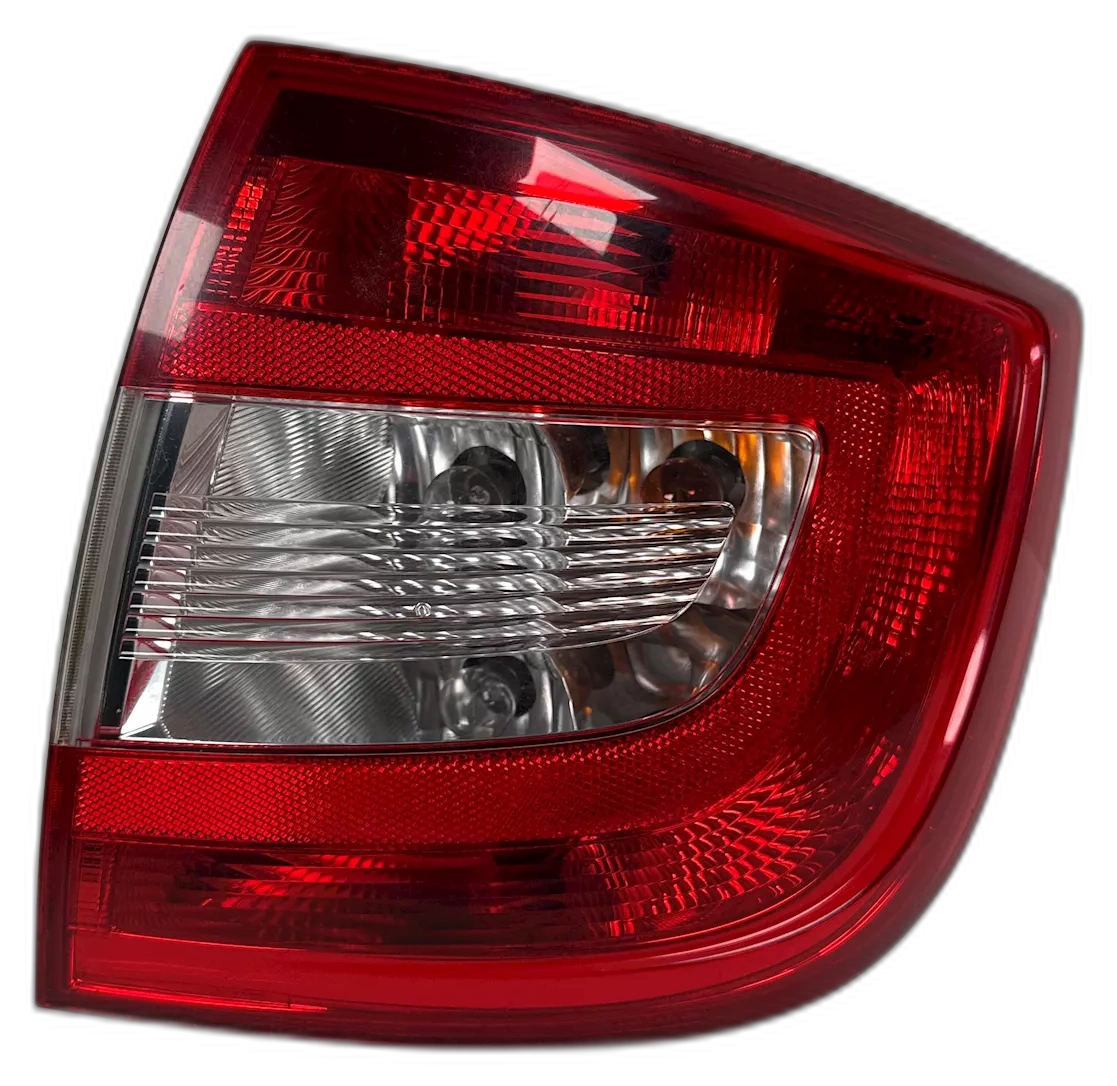 Zadní světlomet pravý, Škoda Rapid, 5JH 945 096, 5JH 945 112