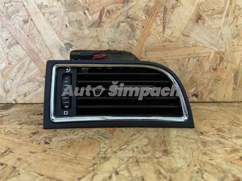 Výdech topení Škoda Superb II-2 pravý 3T0 819 702