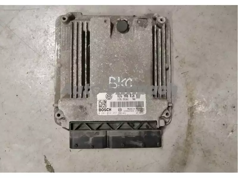 Řídící jednotka motoru 03G 906 016 K