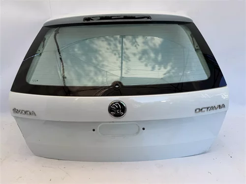 Páté dveře, Škoda Octavia III kombi, LF9F - 9P9P,  34, poškozené