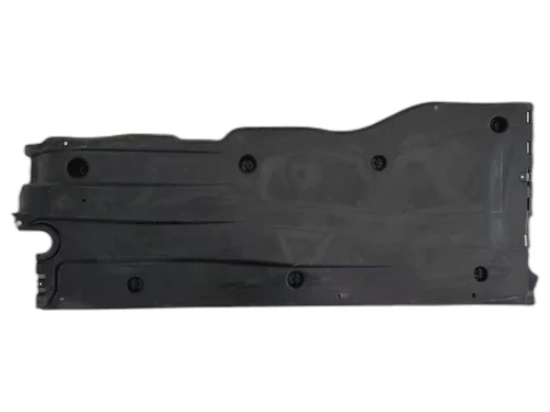 Kryt podvozku pravý, 5WA 825 202 E, poškozený