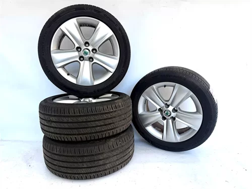 Alu kola Škoda DOLOMITE + Letní pneumatiky Barum 225/50 R17, LA97