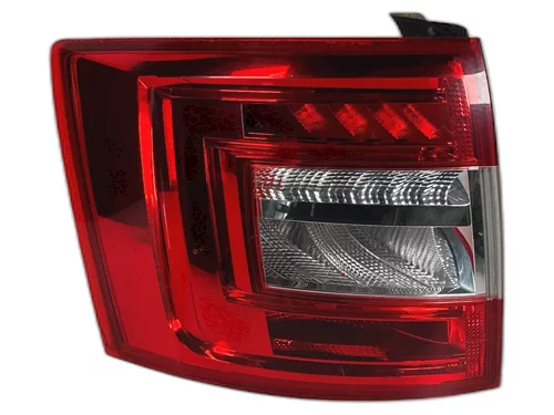 Zadní světlomet levý, Škoda Octavia III kombi, 5E9 945 095 B, poškozené