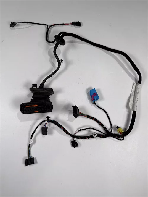 Svazek elektrické instalace dveří, 5L0 971 121 CP