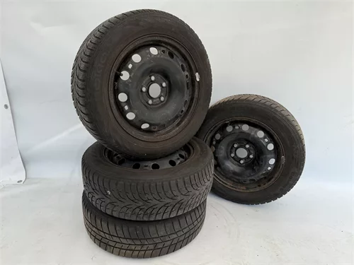 Plechové disky + Zimní pneumatiky 185/60 R15, ZP65