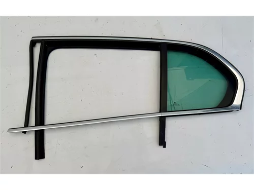 Sklo boční s těsněním levé, 3T5 845 209 AN