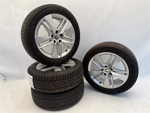 Alu kola Škoda MARKAB + Zimní pneumatiky 215/55 R17, ZA65