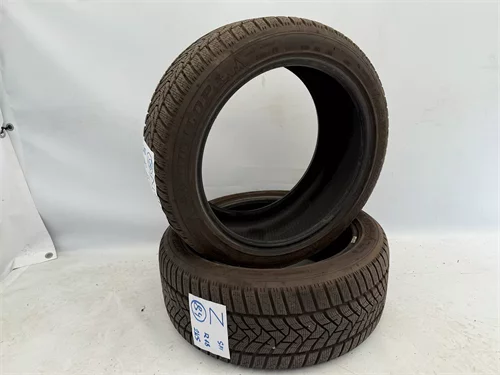 Zimní pneumatiky DUNLOP Winter Sport 5, 235/45 R18, Z84